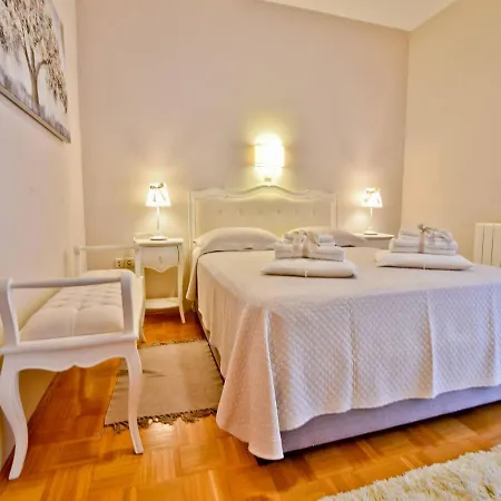 Superior 4 Antea With Pool Jacuzzi, Vila Zadar